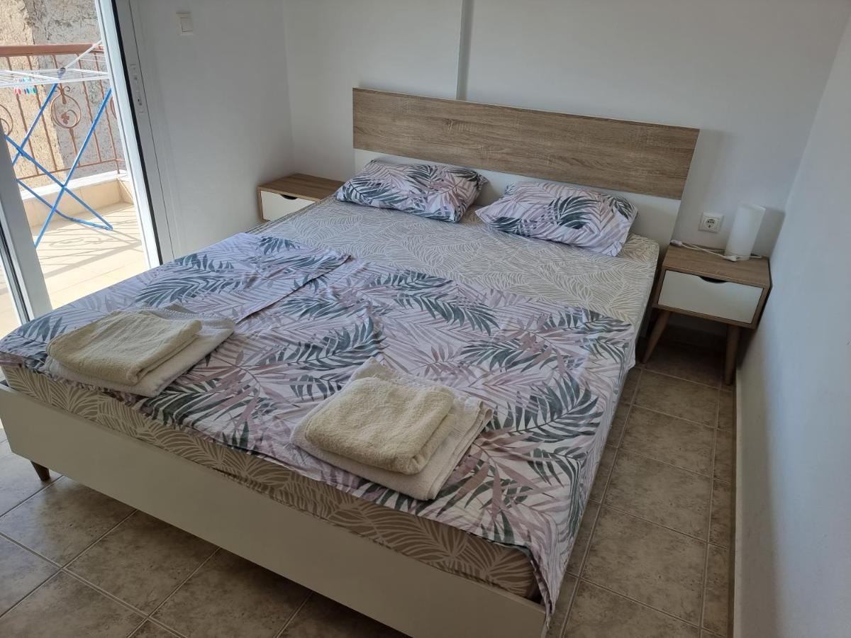 Lucas2 Lux Flogita Apartment Exterior foto